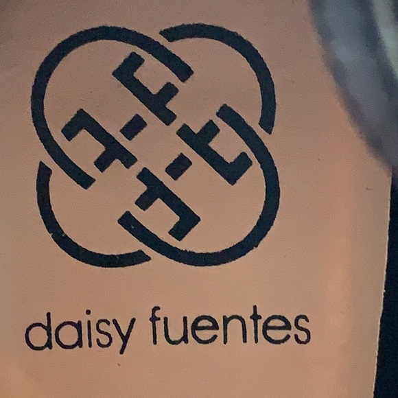 Daisy Fuentes Rainbow Black Rhinestone Block Heels Sz 9 - Picture 5 of 9